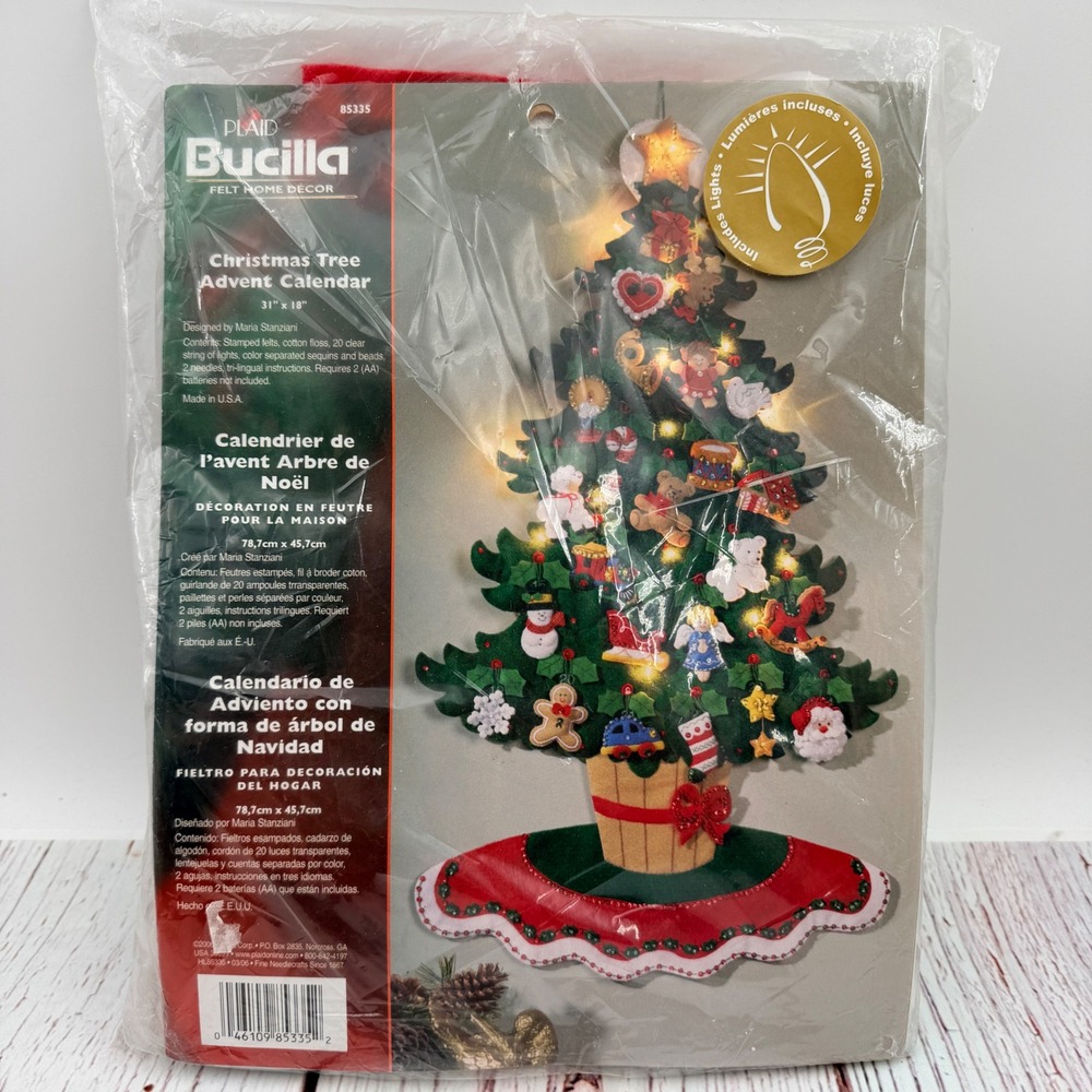 Bucilla Christmas Tree Advent Calendar Felt Kit 85335 Maria Stanziani Lights 31"